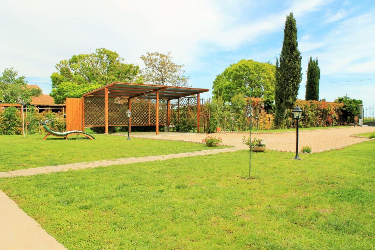 Oca Bianca Villa Pescia Romana Buitenkant foto