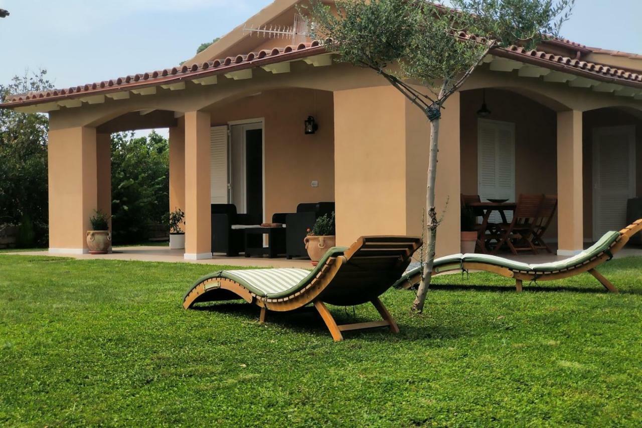 Oca Bianca Villa Pescia Romana Buitenkant foto
